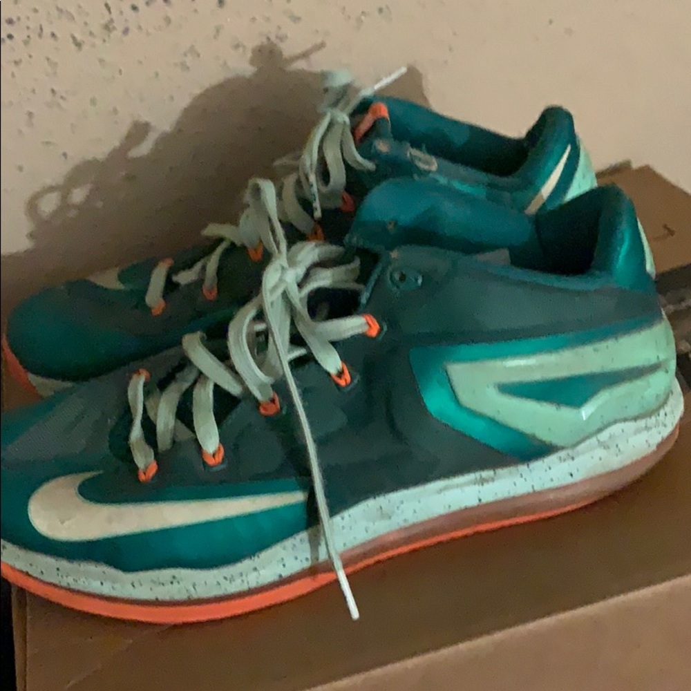 Lebron Low - Picture 4 of 6